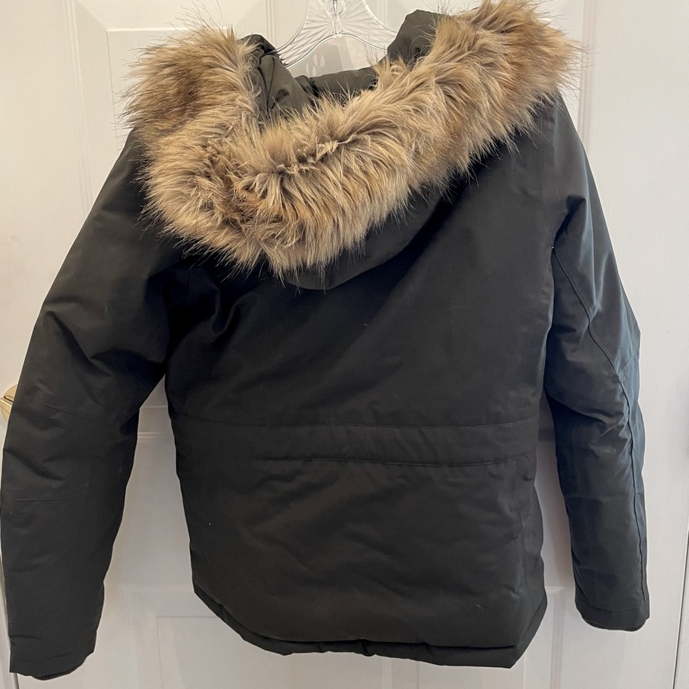 Northface Winter Coat - Size Medium - image 2